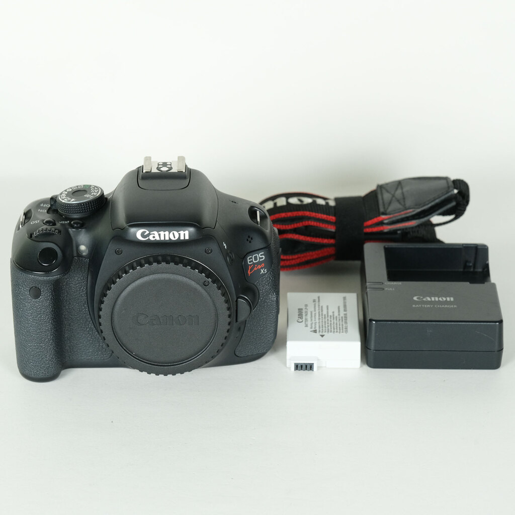 Canon EOS Kiss X5 ボディ