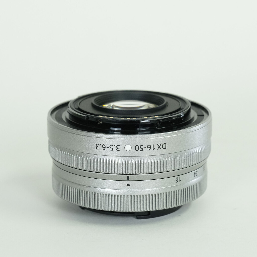 Nikon NIKKOR Z DX 16-50mm f/3.5-6.3 VR Nikon NIKKOR Z DX 16-50mm f/3.5-6.3 VR