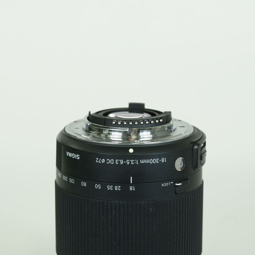 SIGMA 18-300mm F3.5-6.3 DC MACRO OS HSM｜Contemporary [ニコンF用]