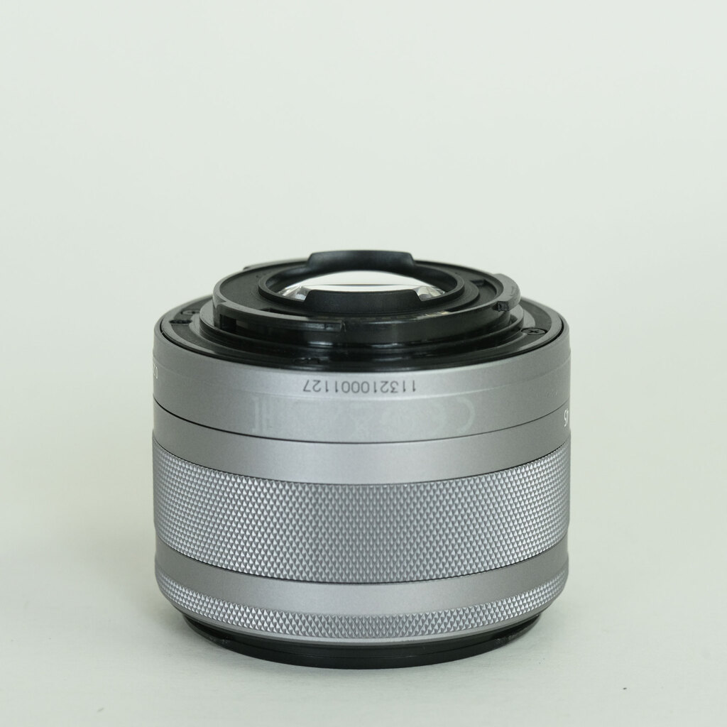 Canon EF-M15-45mm F3.5-6.3 IS STM