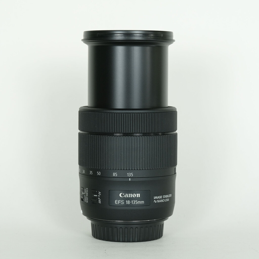 Canon EF-S18-135mm F3.5-5.6 IS USM Canon EF-S18-135mm F3.5-5.6 IS USM
