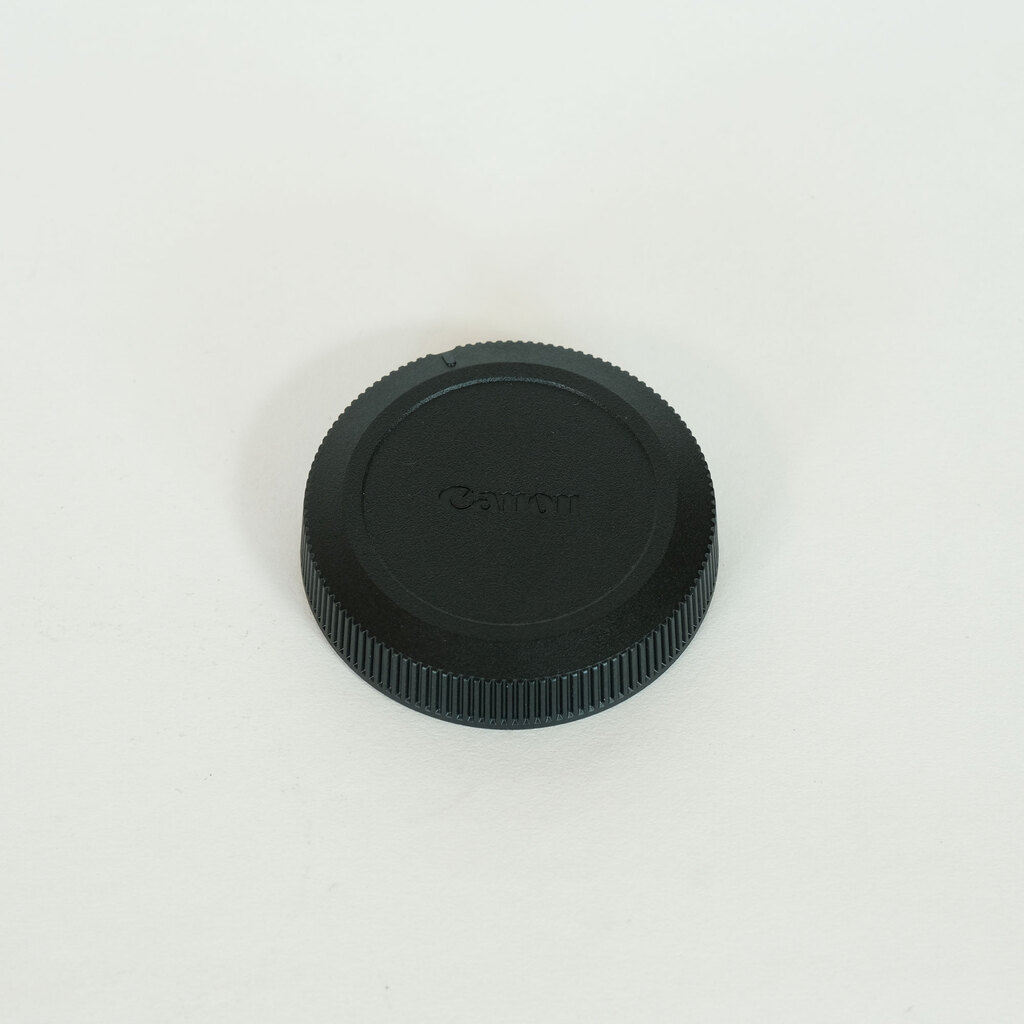 Canon RF35mm F1.8 MACRO IS STM