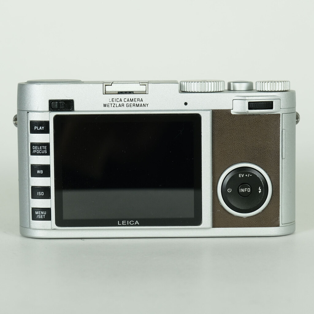 LEICA X(Typ113) �V���o�[