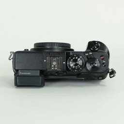 Panasonic LUMIX DMC-GX8 ボディ ブラック