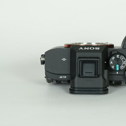 SONY α7 IV(ILCE-7M4) SONY α7 IV(ILCE-7M4)