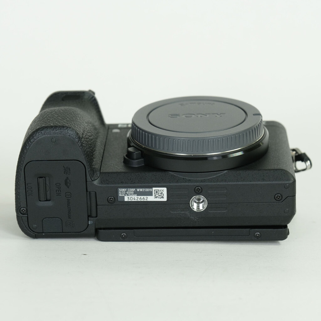 SONY α6500（ILCE-6500）