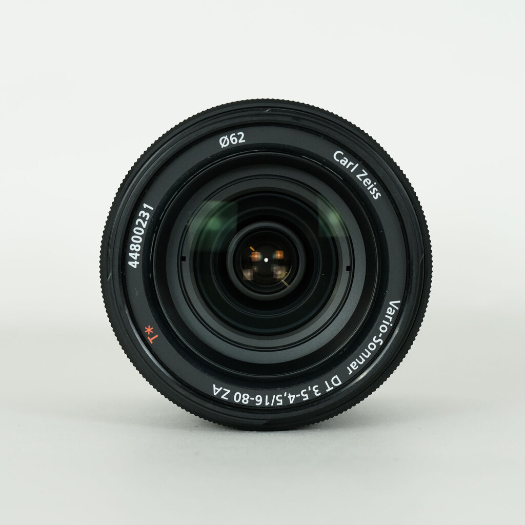 SONY Vario-Sonnar T＊ DT 16-80mm F3.5-4.5 ZA SAL1680Z