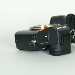 SONY α7 II（ILCE-7M2）