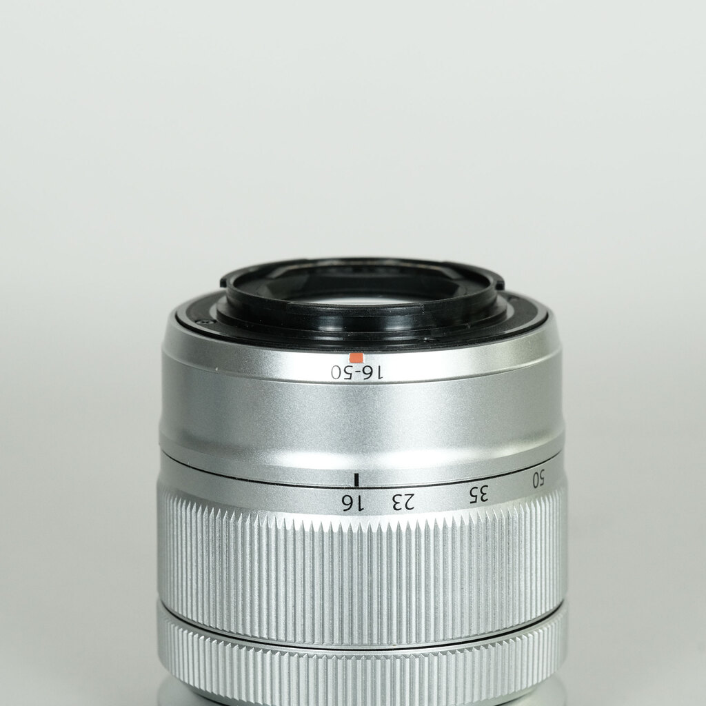 FUJIFILM フジノン XC16-50mm F3.5-5.6 OIS シルバー