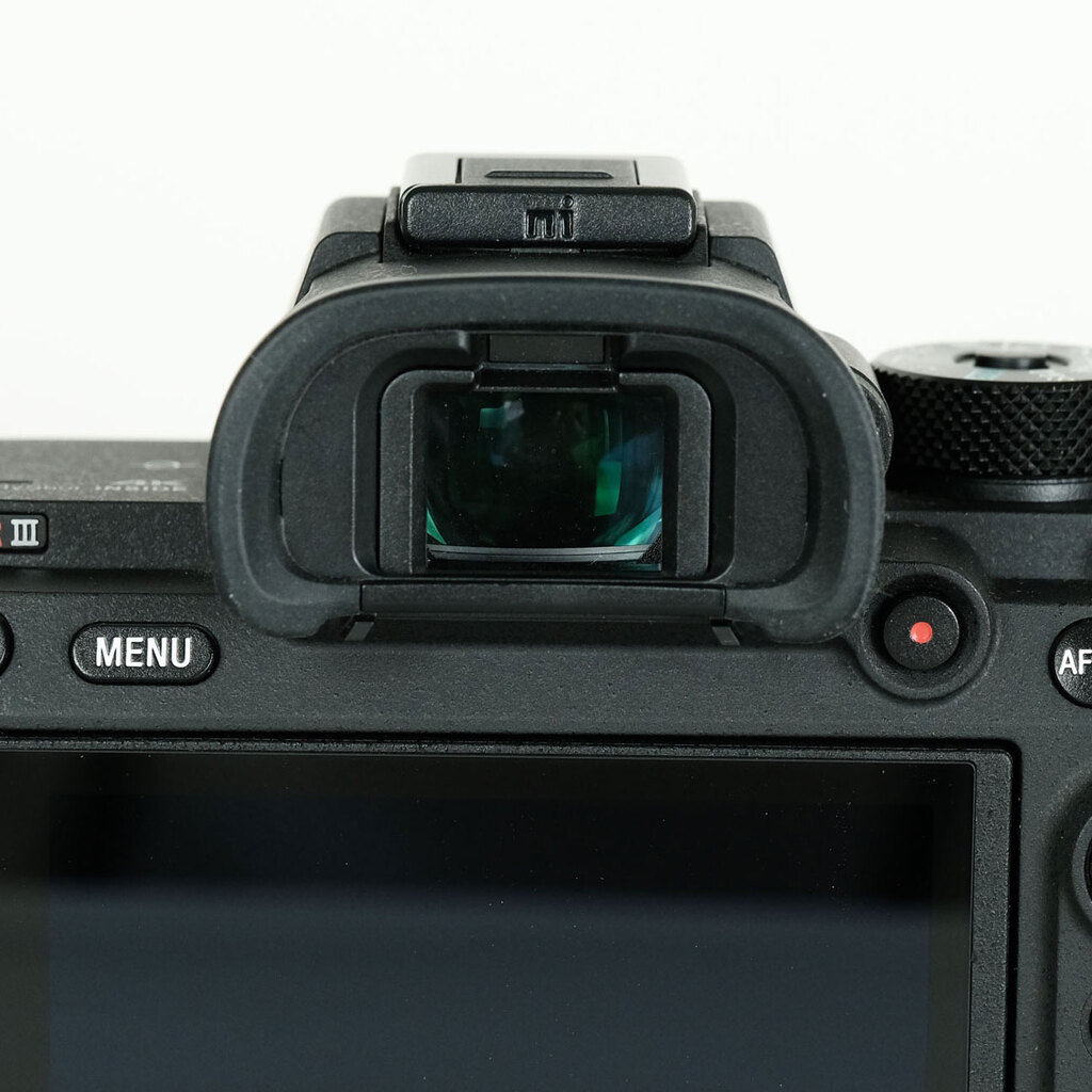 SONY α7RIII ボディ ILCE-7RM3A 【後期モデル 液晶下部にSONYロゴなし】 SONY α7RIII ボディ ILCE-7RM3A 【後期モデル 液晶下部にSONYロゴなし】