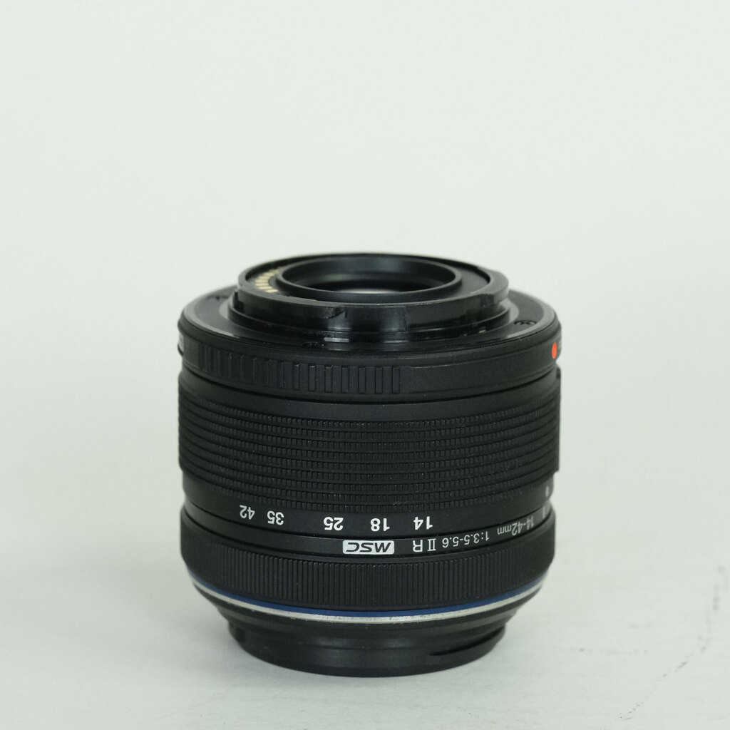 OLYMPUS M.ZUIKO DIGITAL 14-42mm F3.5-5.6IIR ブラック OLYMPUS M.ZUIKO DIGITAL 14-42mm F3.5-5.6IIR ブラック