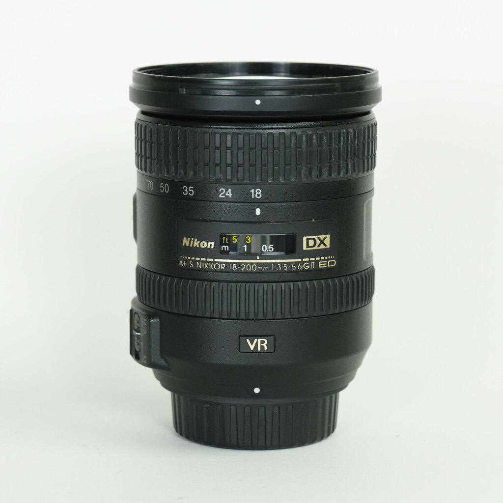 Nikon AF-S DX NIKKOR 18-200mm F3.5-5.6G ED VR II