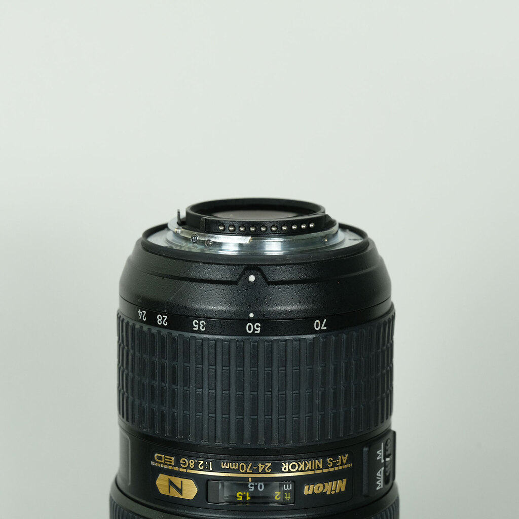 Nikon AF-S NIKKOR 24-70mm f/2.8G ED