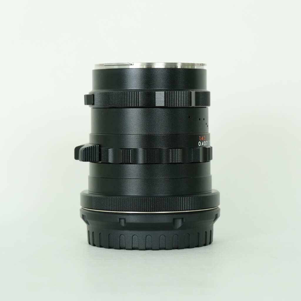 Thypoch Simera 28mm f/1.4 ASPH. �j�R��Z�p�@�u���b�N