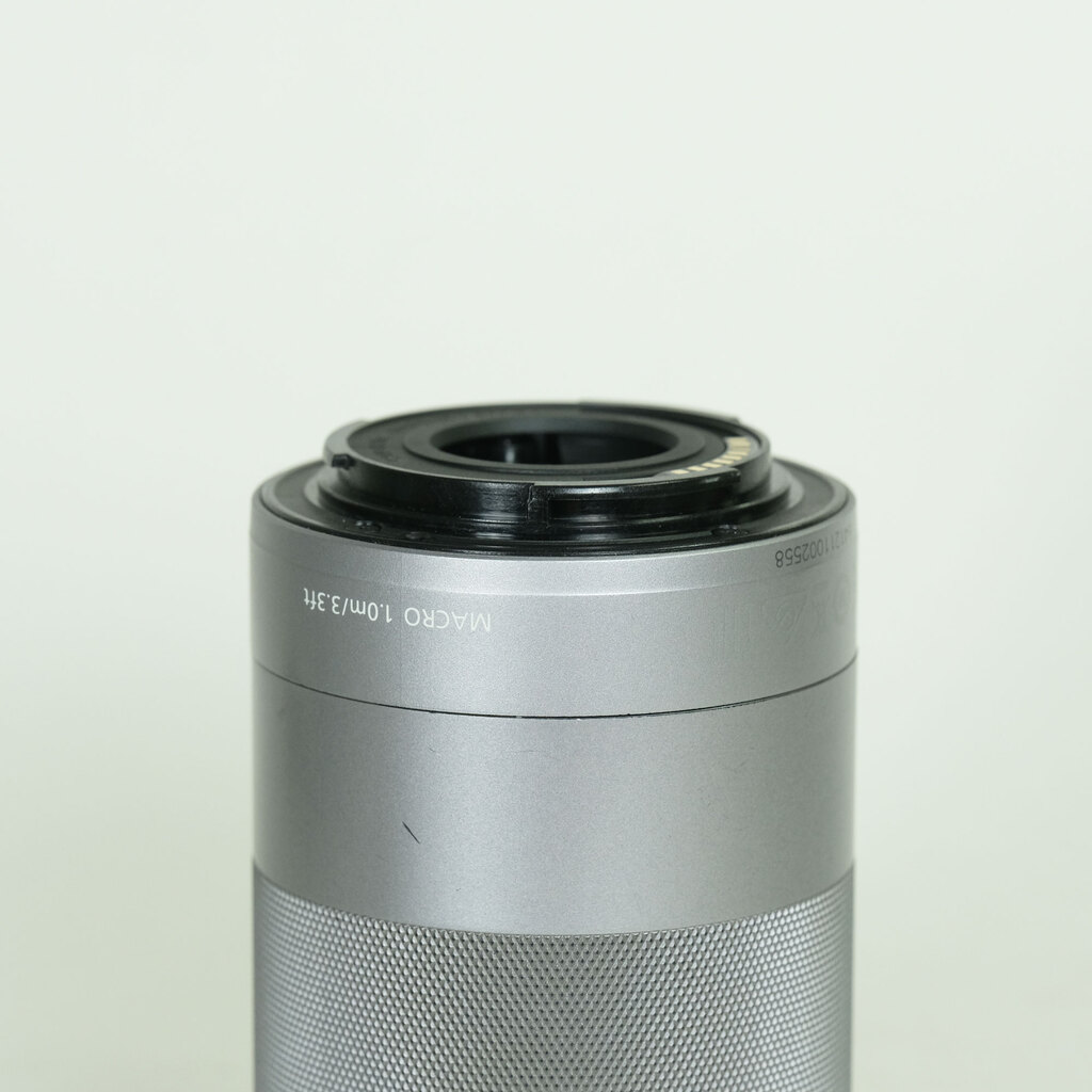 Canon EF-M55-200mm F4.5-6.3 IS STM シルバー