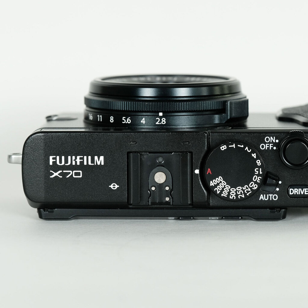 FUJIFILM X70 ブラックの出品 | ONE SCENE（ワンシーン）