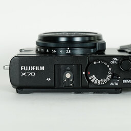 FUJIFILM X70 ブラック