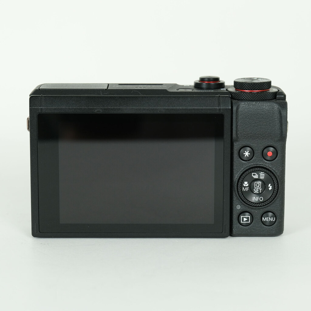Canon PowerShot G7X Mark III �u���b�N