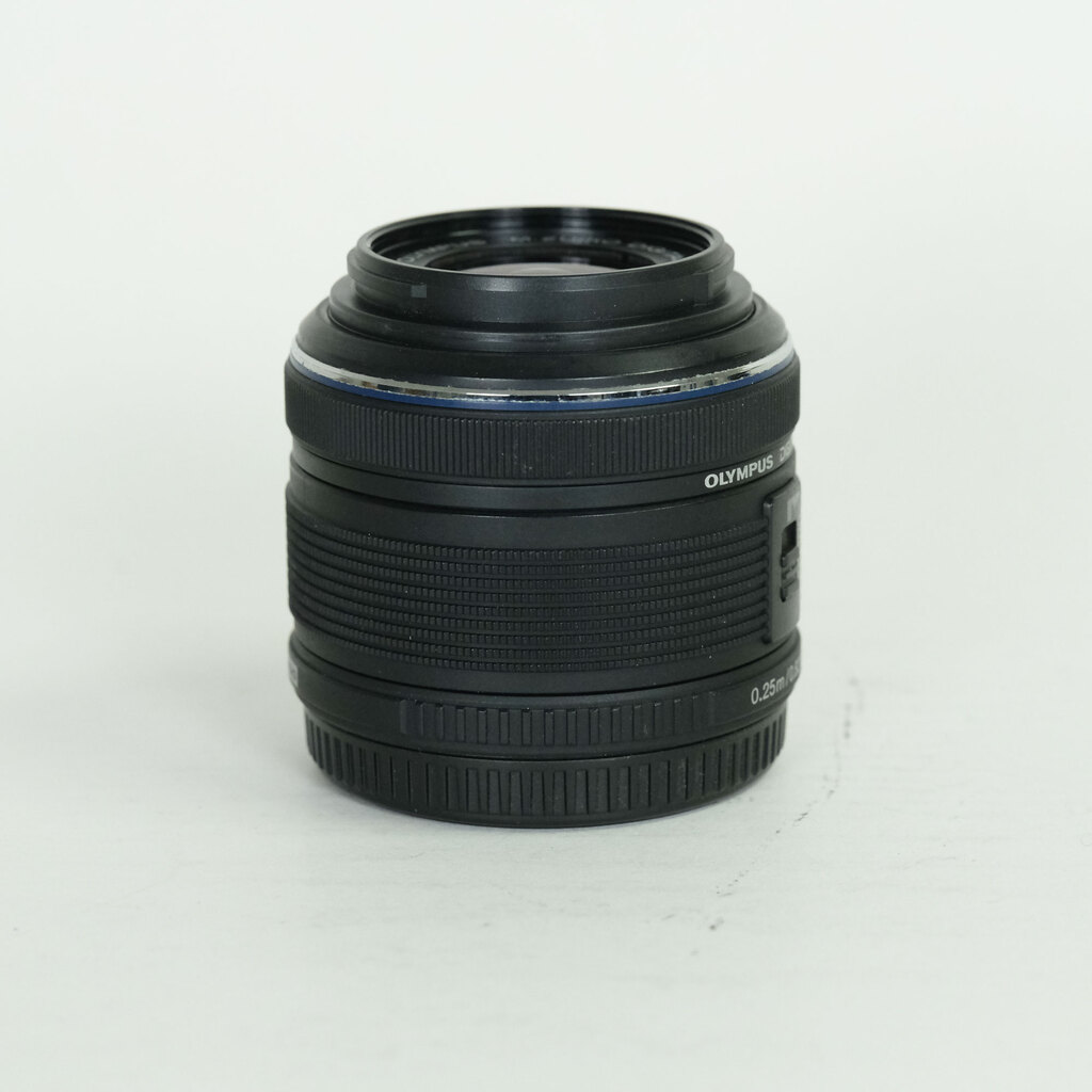 OLYMPUS M.ZUIKO DIGITAL 14-42mm F3.5-5.6IIR ブラック OLYMPUS M.ZUIKO DIGITAL 14-42mm F3.5-5.6IIR ブラック