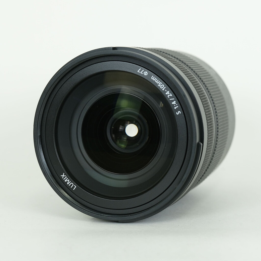 Panasonic LUMIX S 24-105mm F4 MACRO O.I.S.