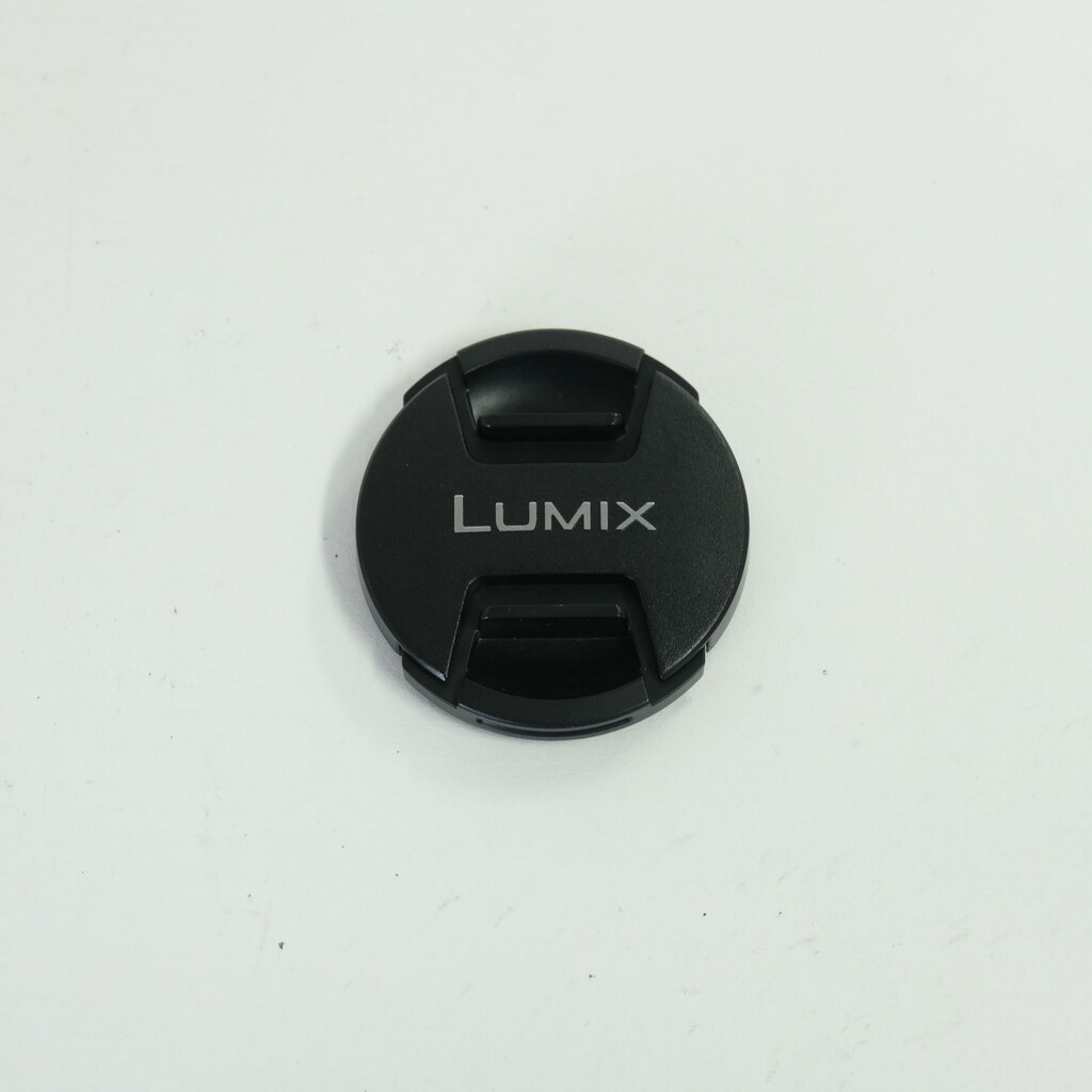 Panasonic LEICA DG MACRO-ELMARIT 45mm F2.8 ASPH. MEGA O.I.S.