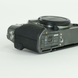 FUJIFILM X-T30