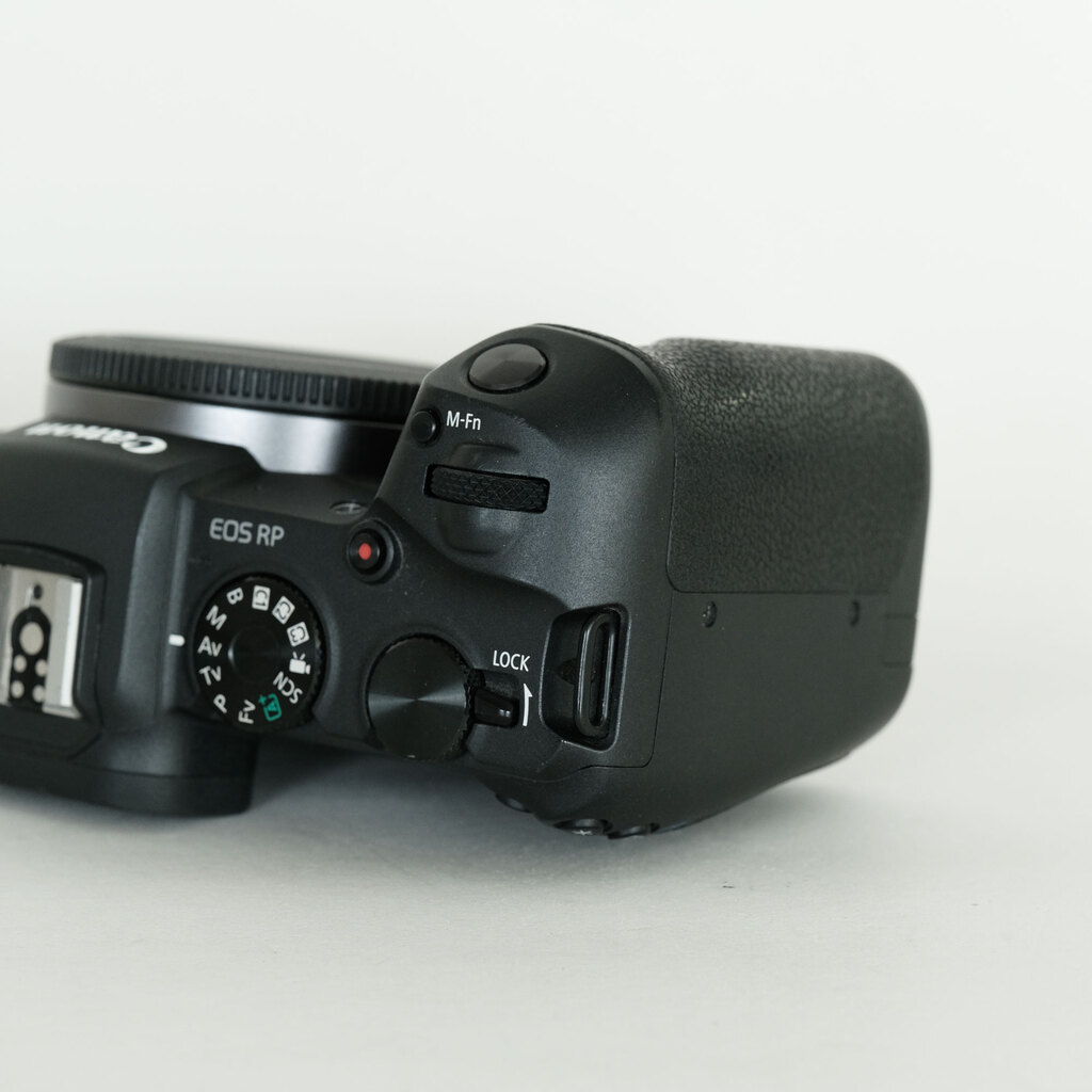 Canon EOS RP Canon EOS RP