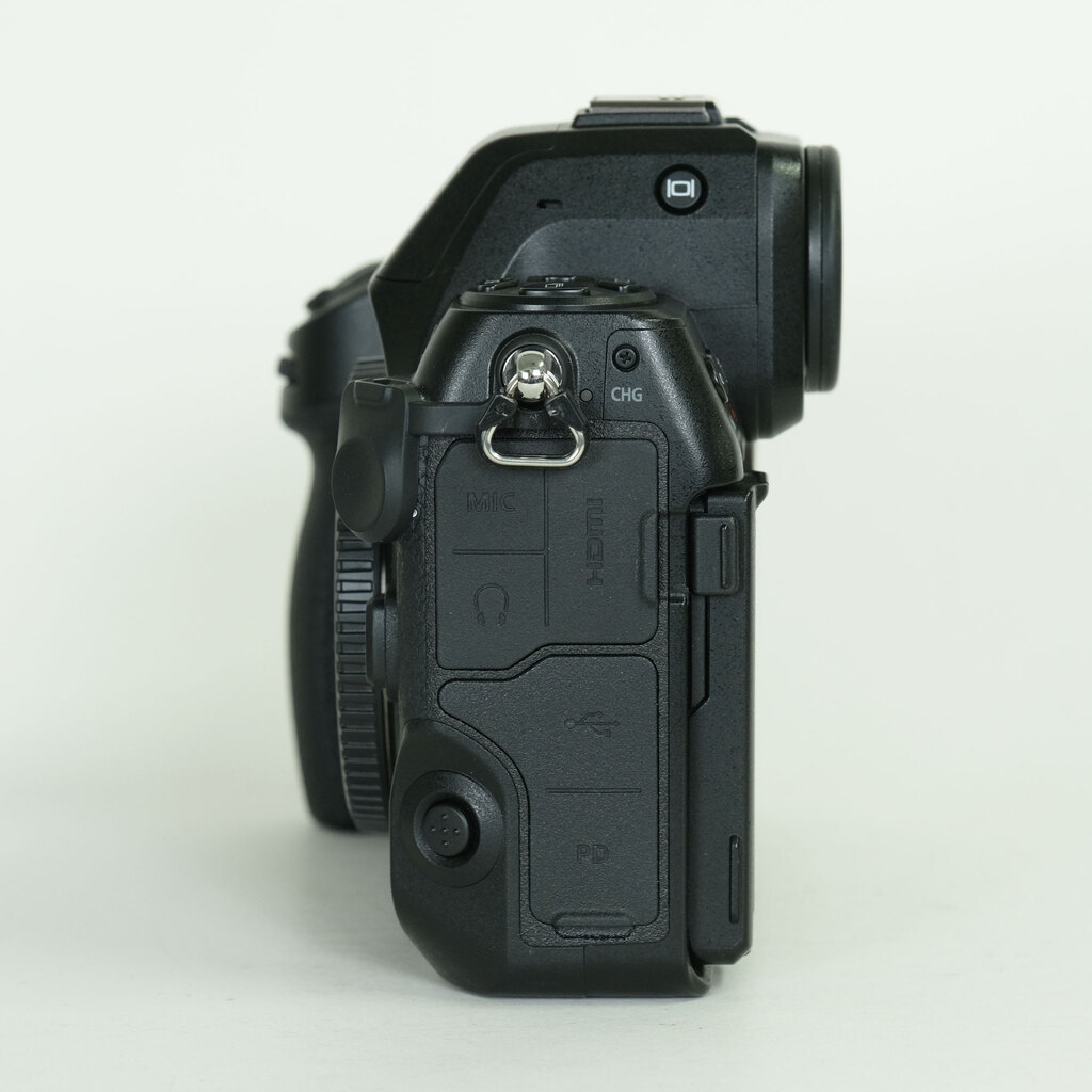 Nikon Z8