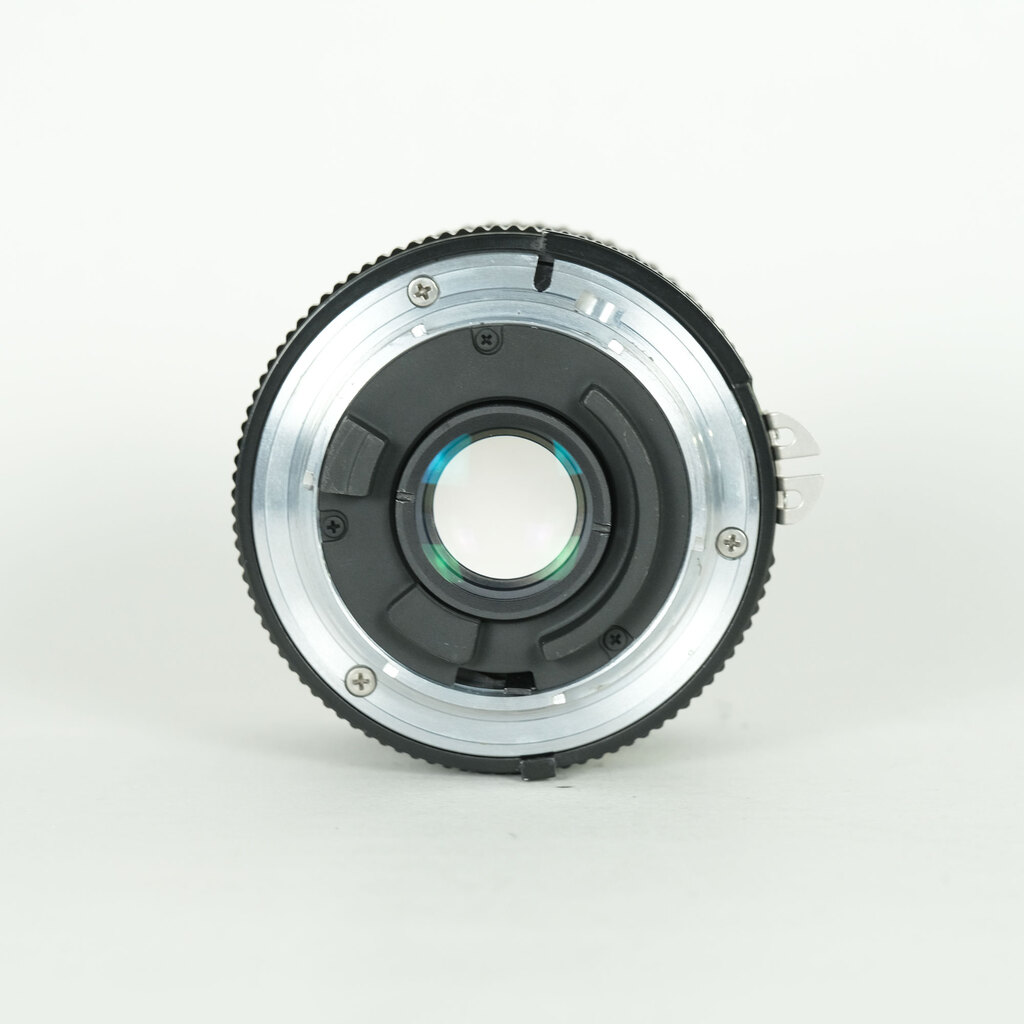 Nikon Ai Nikkor 28mm F2.8S Nikon Ai Nikkor 28mm F2.8S