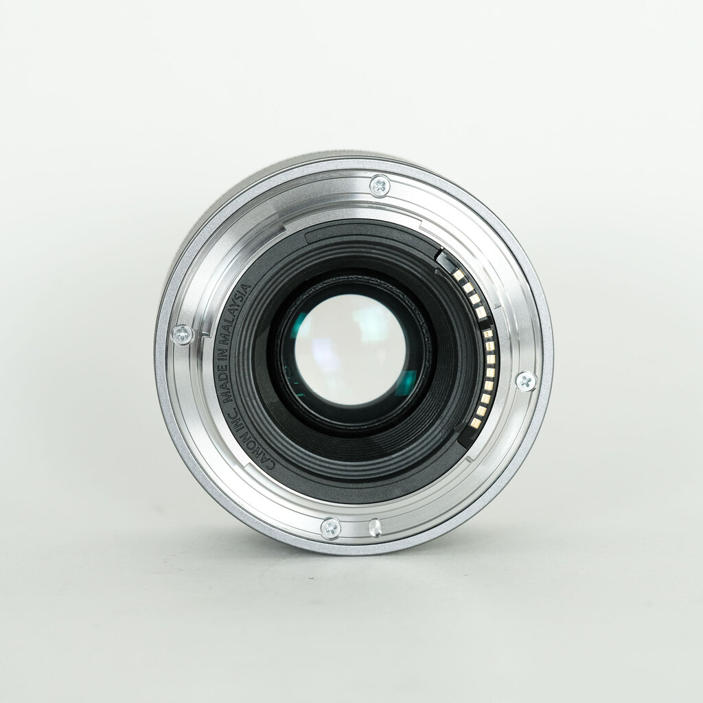 Canon RF50mm F1.8 STM