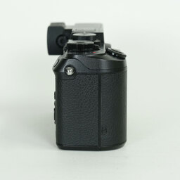 Panasonic LUMIX DMC-GX8 ボディ ブラック