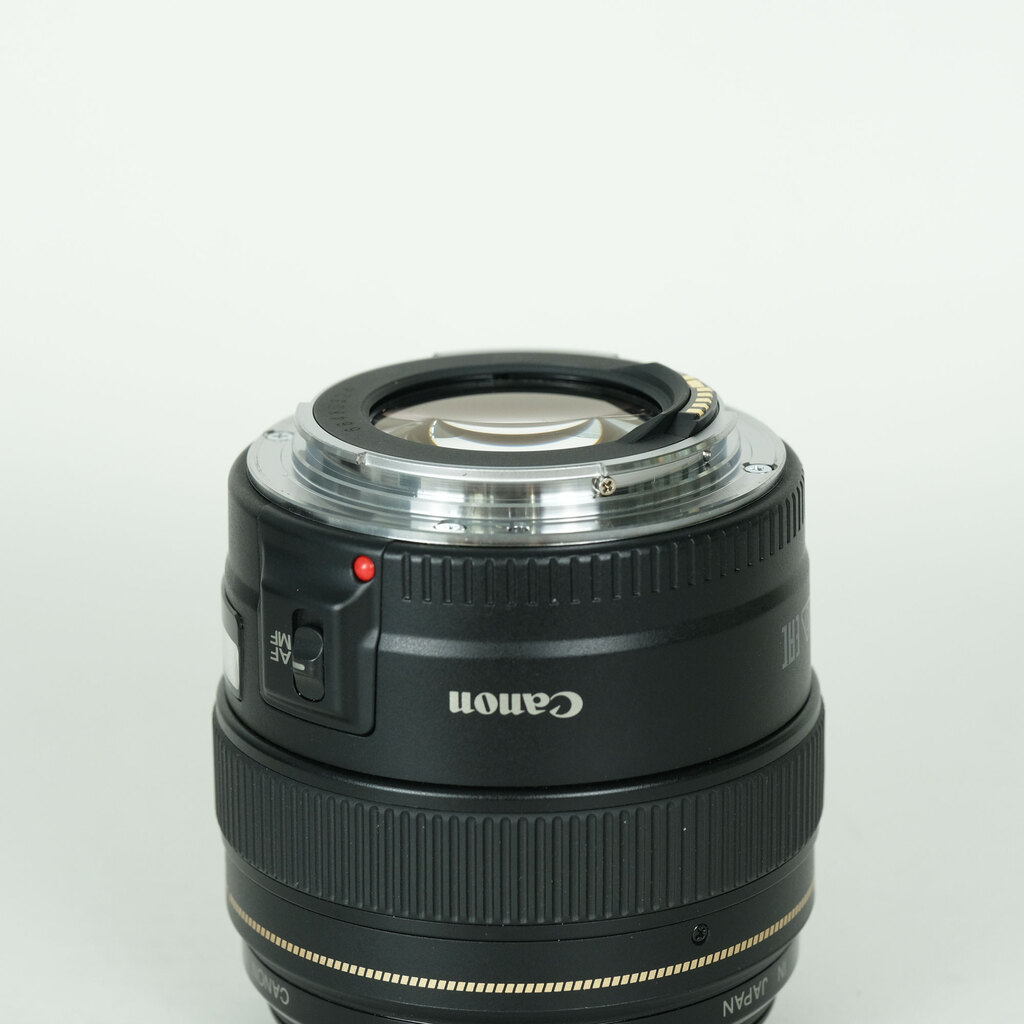 Canon EF85mm F1.8 USMの出品 | ONE SCENE（ワンシーン）