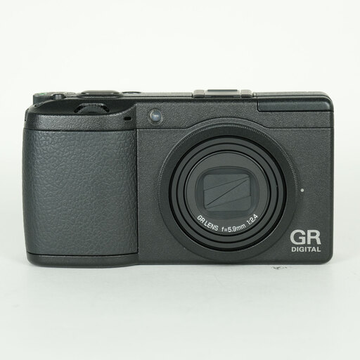 RICOH GR DIGITAL II