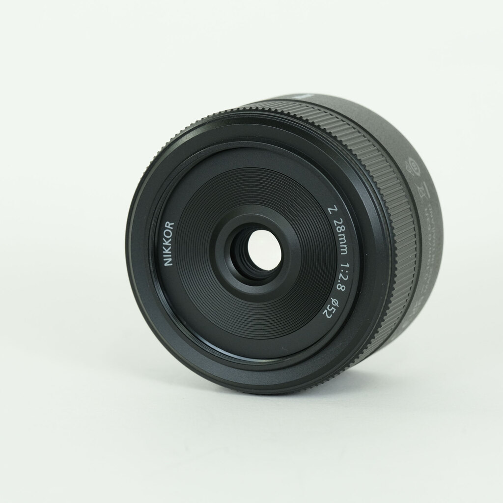 Nikon NIKKOR Z 28mm f/2.8