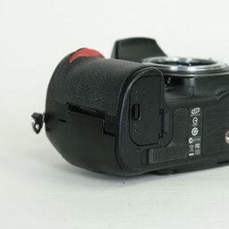 Nikon D300 ボディ