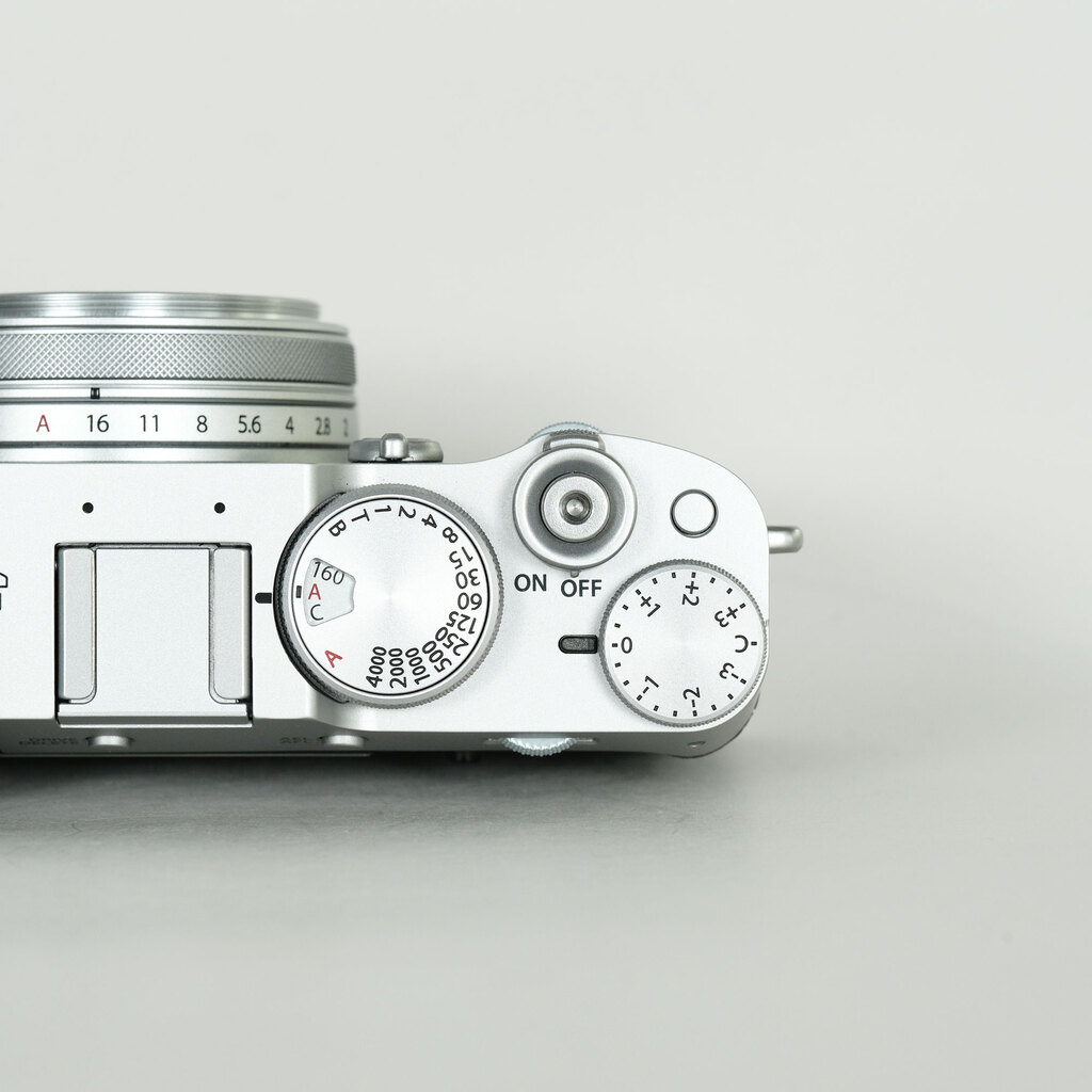 FUJIFILM X100V シルバー