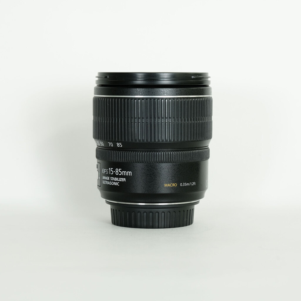 Canon EF-S 15-85mm ズームレンズ　び美品 キヤノン Canon EF-S 15-85mm f/3.5-5.6 IS 美品 望遠 標準ズーム