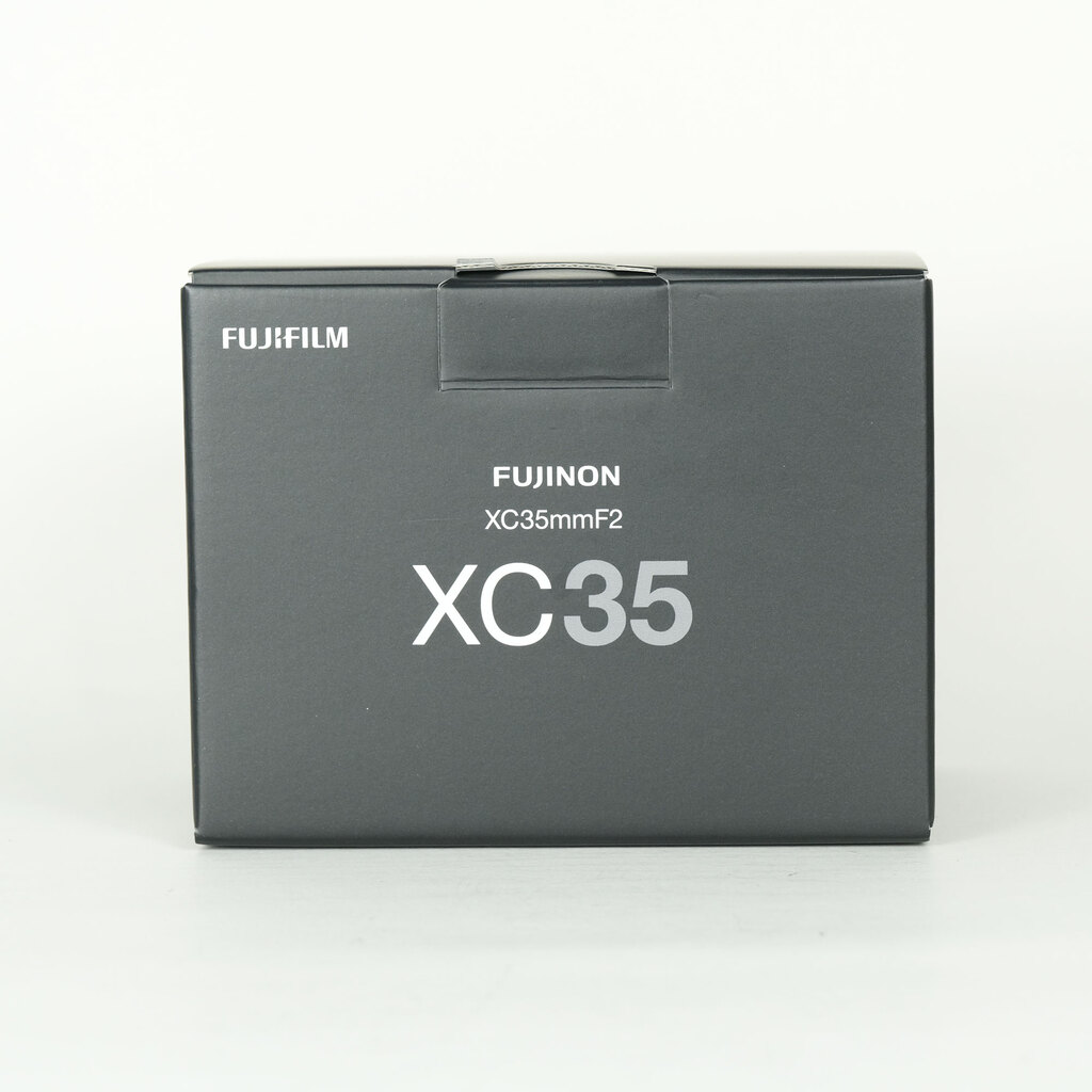 FUJIFILM XC35mmF2の出品 | ONE SCENE（ワンシーン）