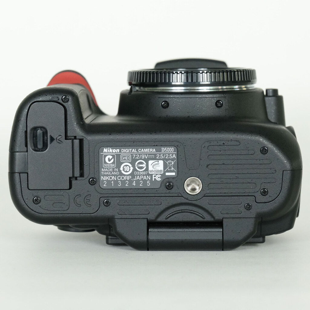 Nikon D5000 ボディ