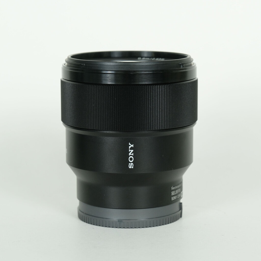 SONY FE 85mm F1.8 SEL85F18 SONY FE 85mm F1.8 SEL85F18