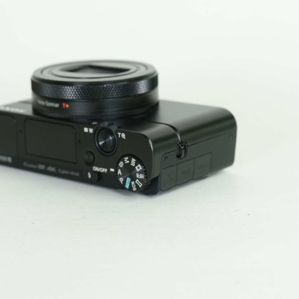 SONY Cyber-shot DSC-RX100M7G シューティンググリップキット