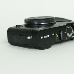 FUJIFILM X-E3