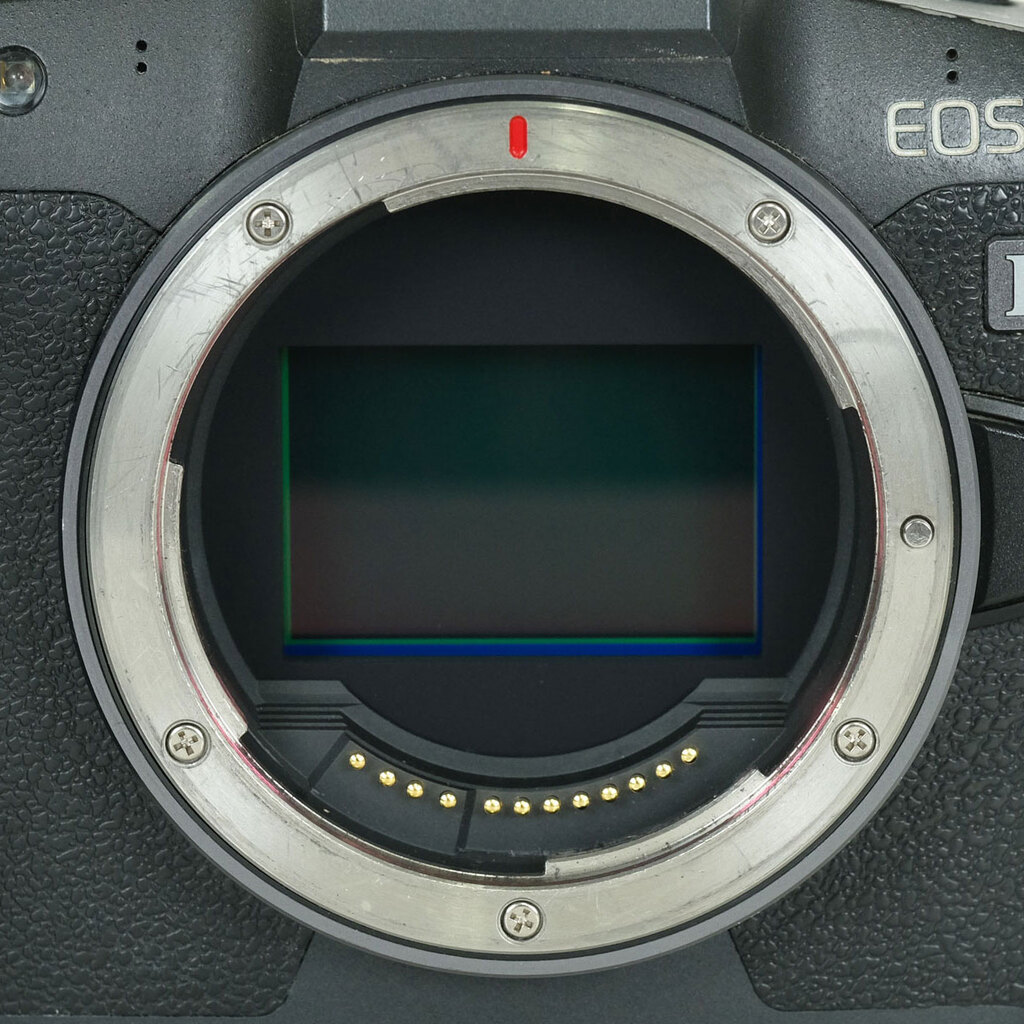 Canon EOS R Canon EOS R