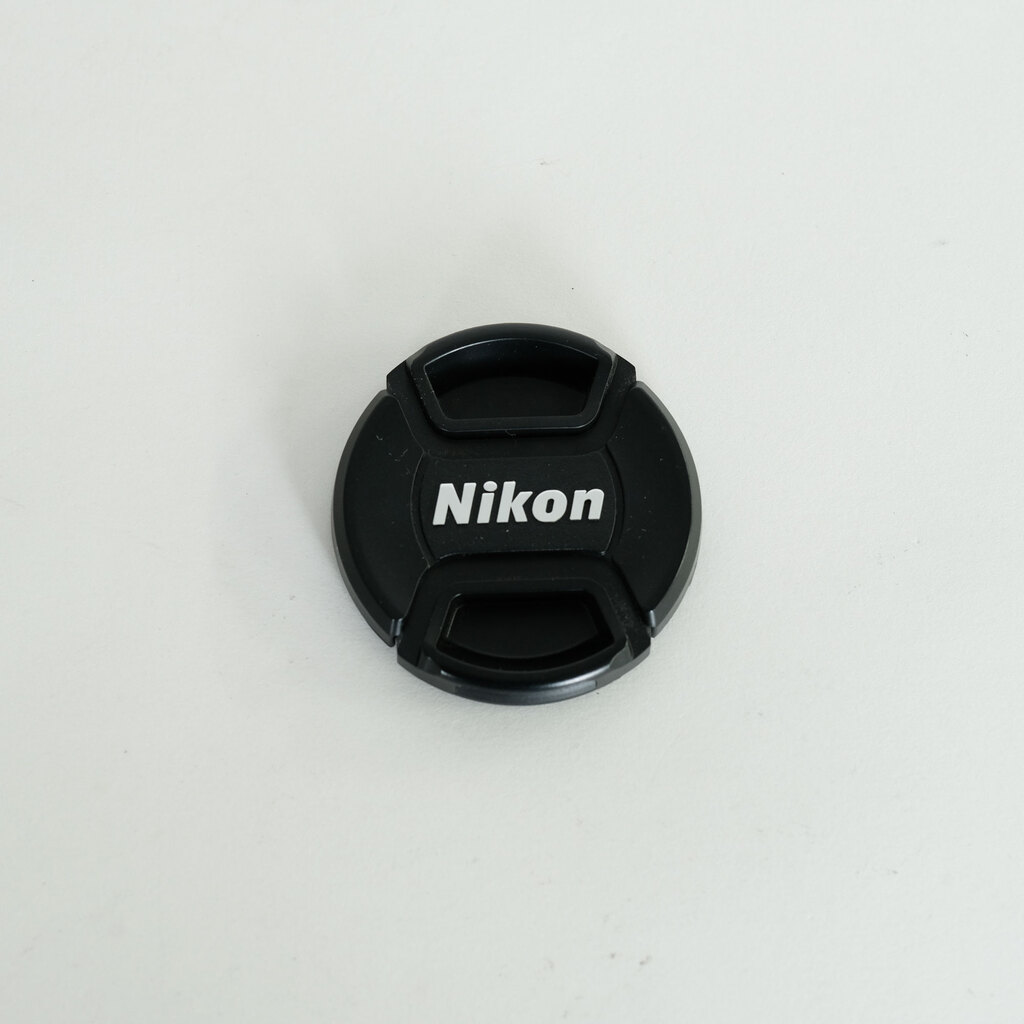 Nikon AF-S DX NIKKOR 18-55mm f3.5-5.6G VR II