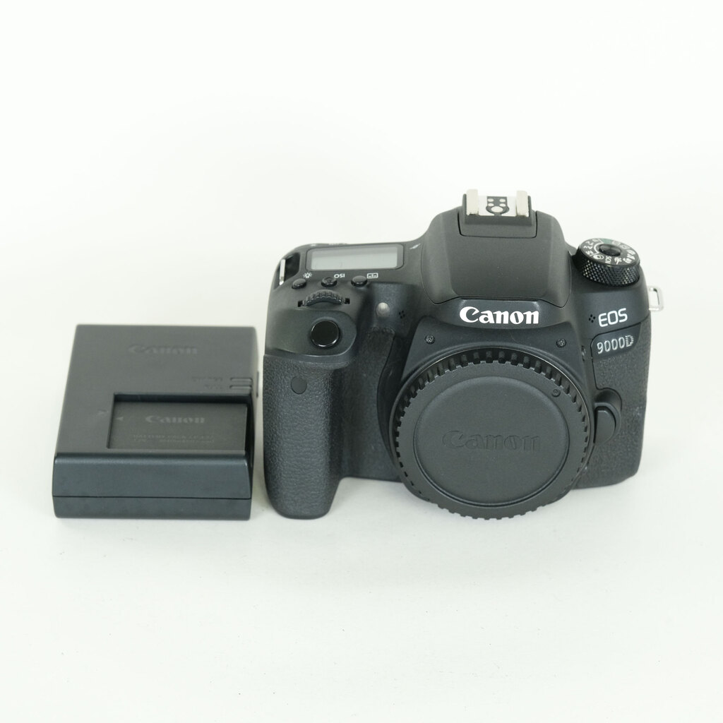 Canon EOS 9000D Canon EOS 9000D