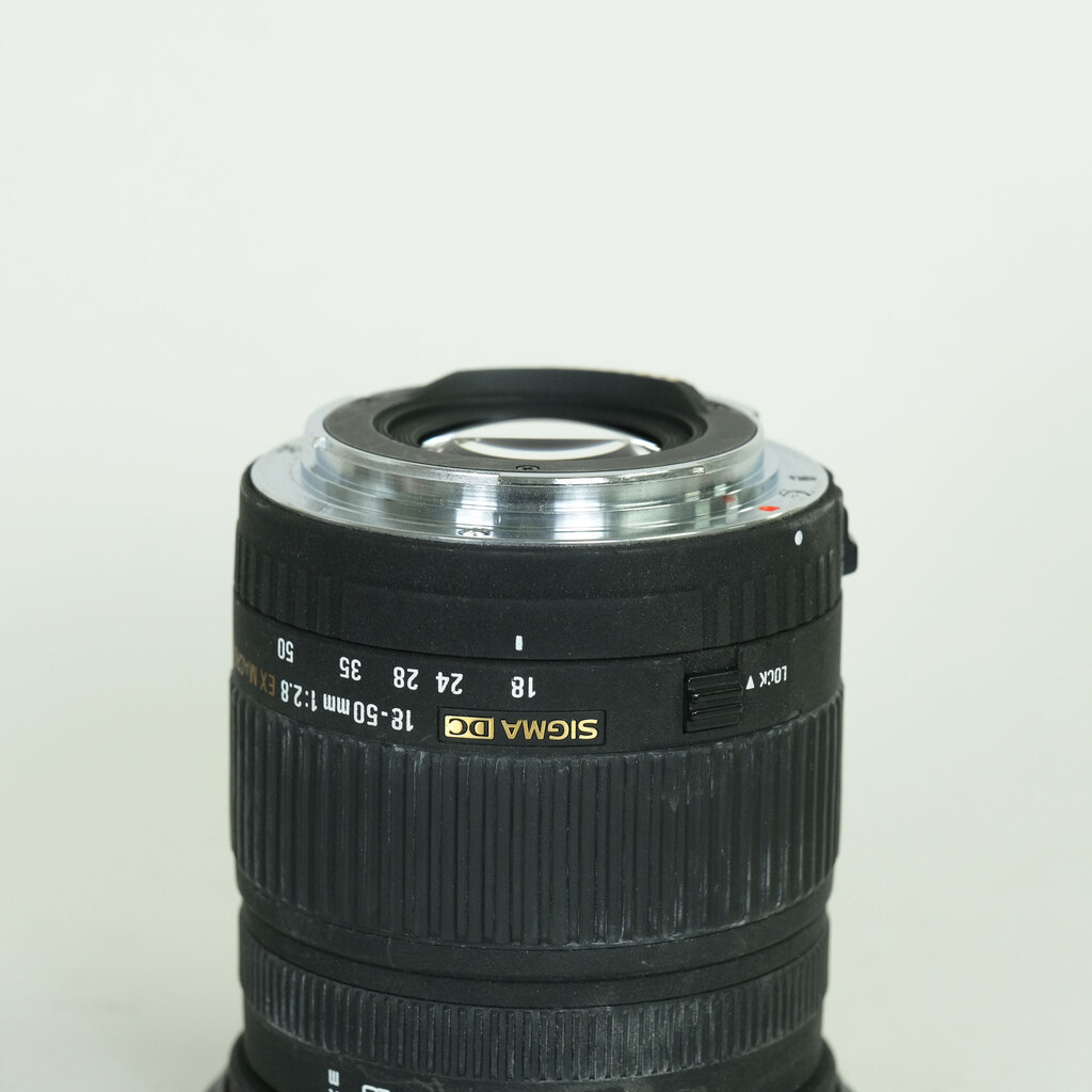 SIGMA 18-50mm F2.8 EX DC MACRO [キヤノンEF用]