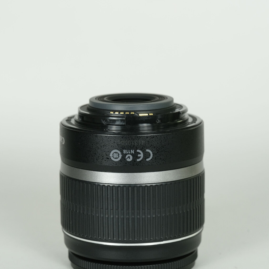 Canon EF-S18-55mm F3.5-5.6 IS Canon EF-S18-55mm F3.5-5.6 IS