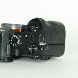 SONY α7R III(ILCE-7RM3) SONY α7R III(ILCE-7RM3)