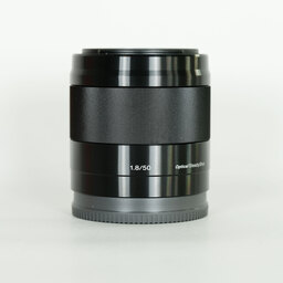 SONY E 50mm F1.8 OSS SEL50F18