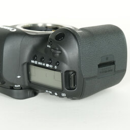 Canon EOS 5D Mark IV Canon EOS 5D Mark IV